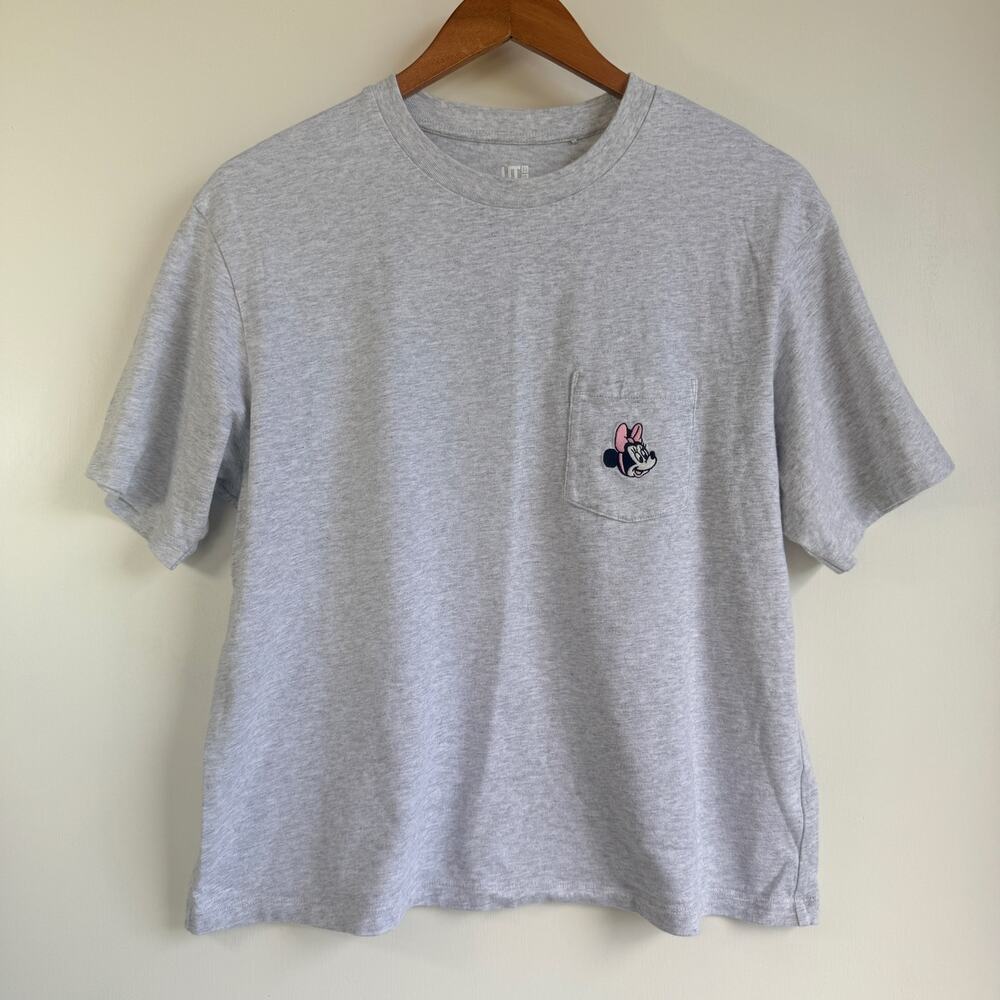 Uniqlo Disney Minnie Mouse Embroidered Pocket T-Shirt Gray Large UT Graphic Tee